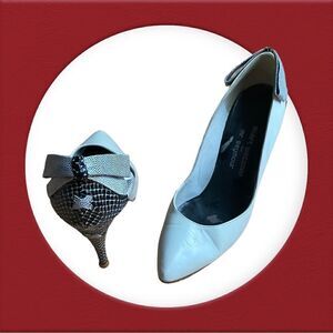 Stuart Weitzman For Mr. Seymour Leather Heels With Bows Size 6.5 B